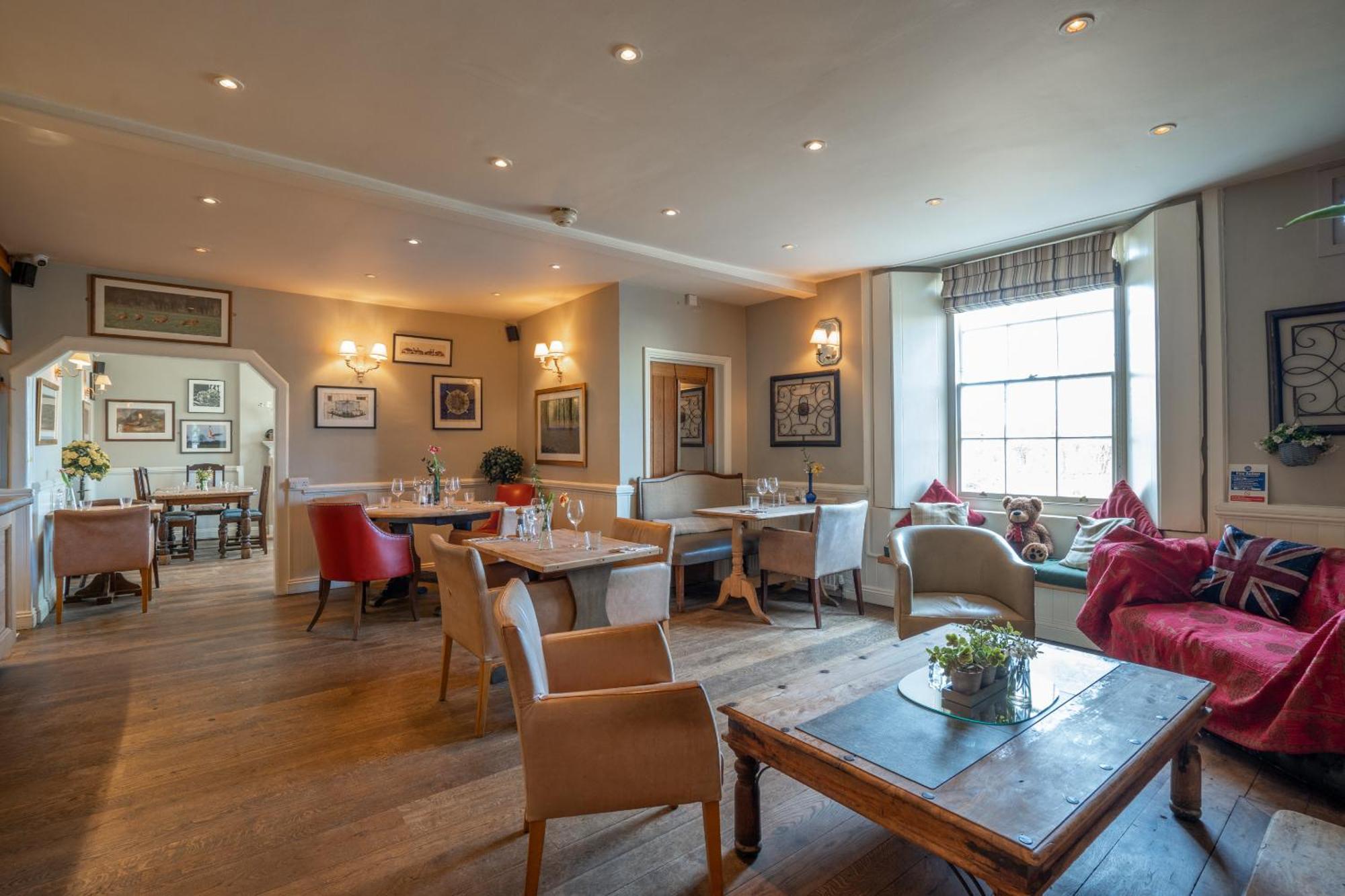 מלון Oxborough The Bedingfeld Arms מראה חיצוני תמונה